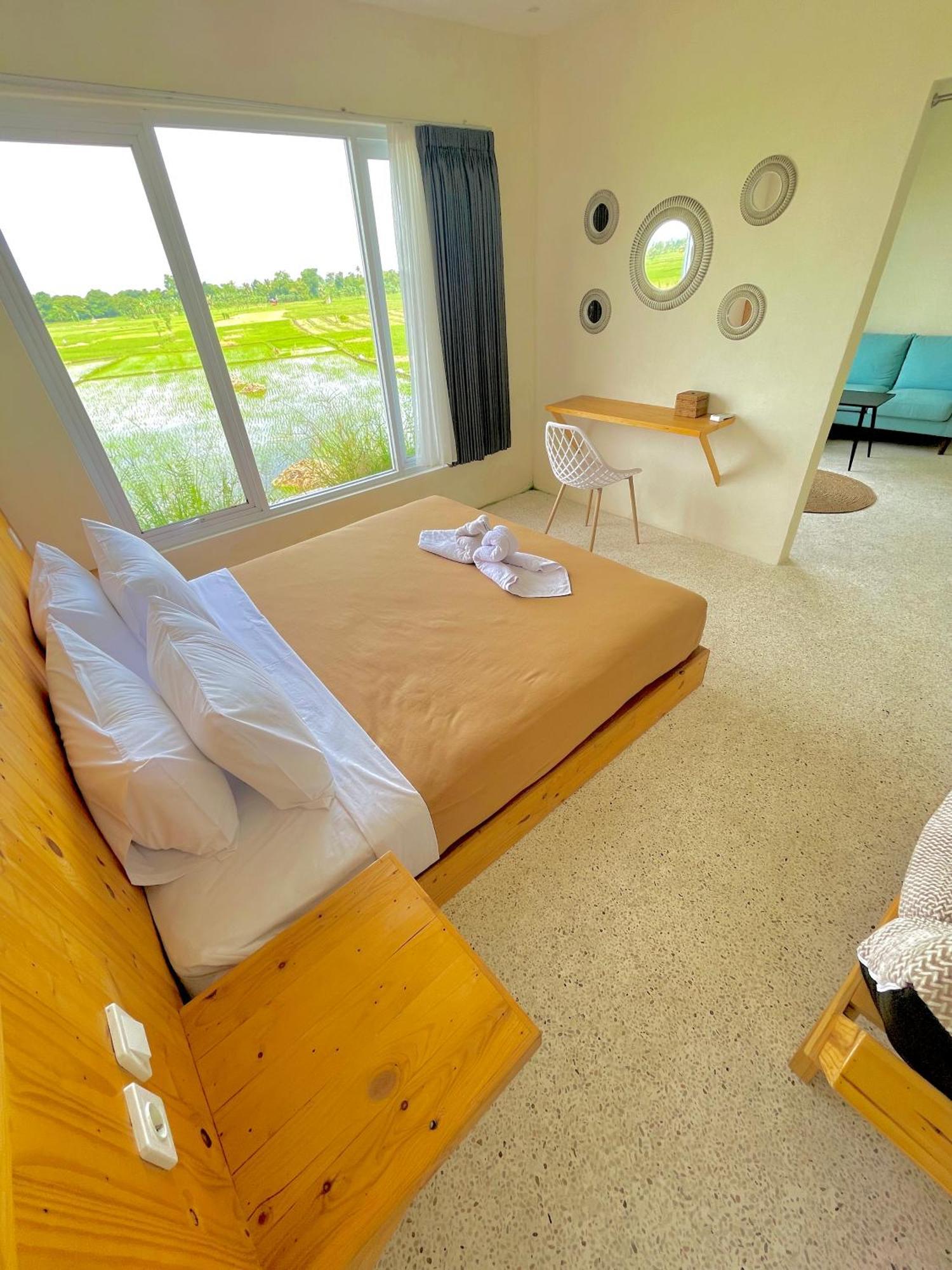 Tanawu Airport Hotel Lombok Praya Bagian luar foto